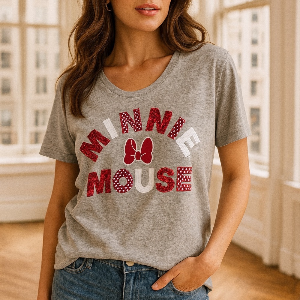 Disney Women’s Minnie Mouse Red Sequin Short Sleeve Tee Size Large
